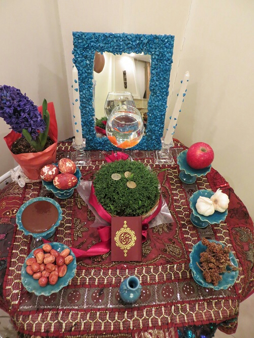 مدل سفره هفت سین 95 را مشاهده میکنیدمدل سفره هفت سین 95 ,تزیین سفره هفت سین 95, سفره هفت سین 95, تزیین سفره هفت سین 95, تزیین سفره هفت سین, 