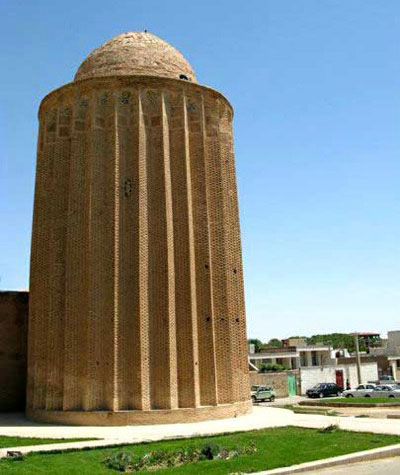 برج های تاریخی ایران،برج،برج طغرل،برجهای دوگانه خرقان،برج قابوس،برج مهماندوست،مناطق تاریخی ایران