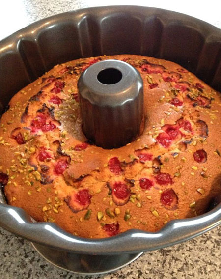طرز تهیه کیک پسته ای یوهانس بر آلمانی, نحوه پخت کیک پسته ای
