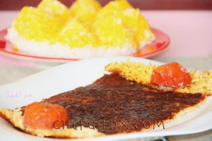 ته دیگ نان لواش و گوجه