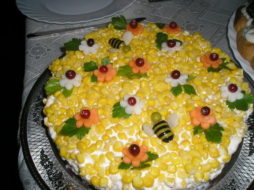 تزیین سالاد الویه