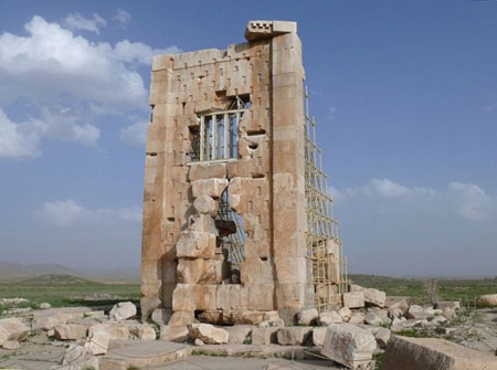 مقبره کمبوجیه,تصاویر مقبره کمبوجیه