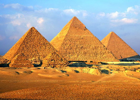 اهرام جیزه مصر,اهرام جیزه,گورستان جیزه