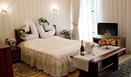 تزیین اتاق خواب عروس,تزیین اتاق عروس,تزیین اتاق خواب عروس و داماد