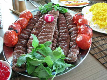 تزیین کباب کوبیده با نان,تزیین کباب کوبیده,تزیین کباب