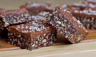 طرز درست کردن چهارگوش های شکلاتی,نحوه درست کردن چهارگوش های شکلاتی