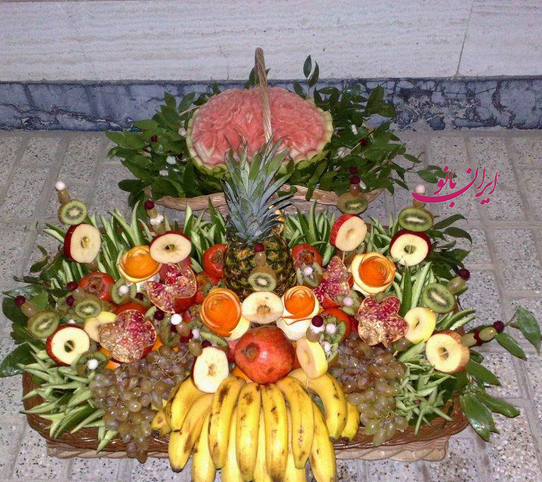 تزیین شب یلدا عروس , تزیین شب یلدا برای عروس, تزیین هندوانه شب یلدا, تزیین میوه شب یلدا, تزیین میوه شب چله عروس, تزئینات شب چله عروس, هدیه شب چله عروس, تزیین میوه شب چله ,تزیین انار شب چله