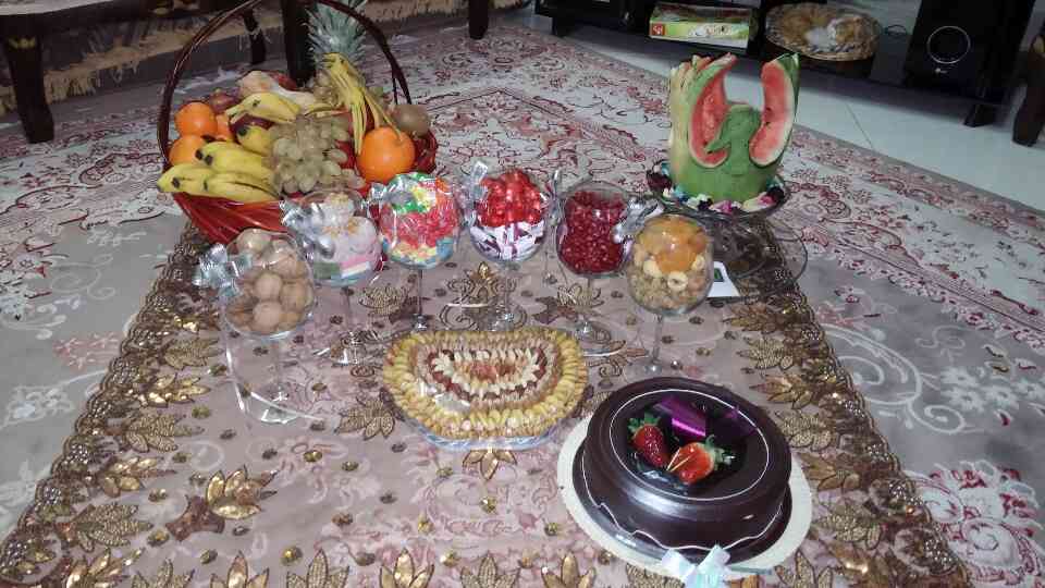 تزیین شب یلدا برای عروس, تزیین شب یلدا عروس, تزیین هندوانه شب یلدا برای عروس, تزیین هندوانه شب یلدا ,شب یلدا عروس و داماد ,شب یلدا عروس