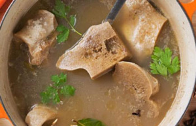 خواص قلم گاو پروتئین عصاره استخوان, خوردن مغز استخوان