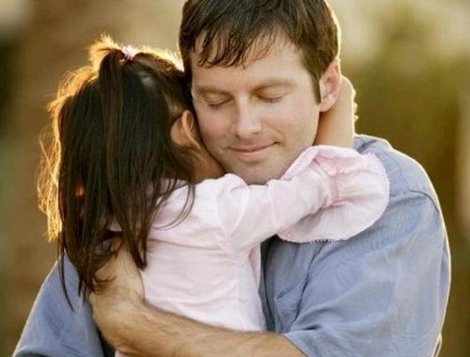 رابطه پدر و دختر باید چگونه باشد
