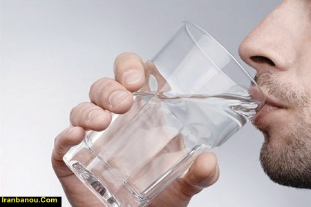 نکاتی درباره احتباس آب در بدن متن درباره آب