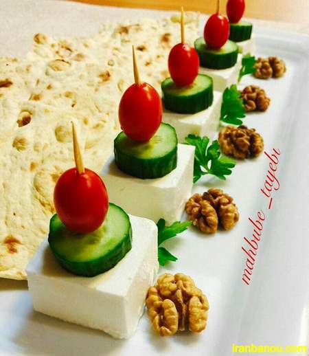 نون و پنیر سفره عقد