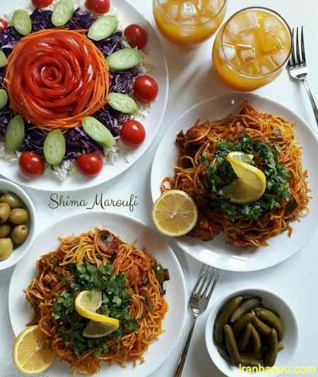 دیزاین سالاد قالبی تزیین سالاد کاهو در ظرف گرد