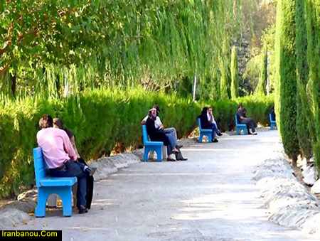عشق بازی در دوران دوستی