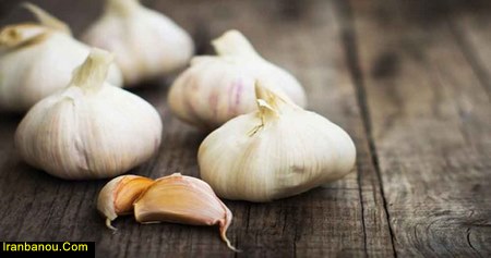 از بین بردن بوی سیر ترشی از ظرف
