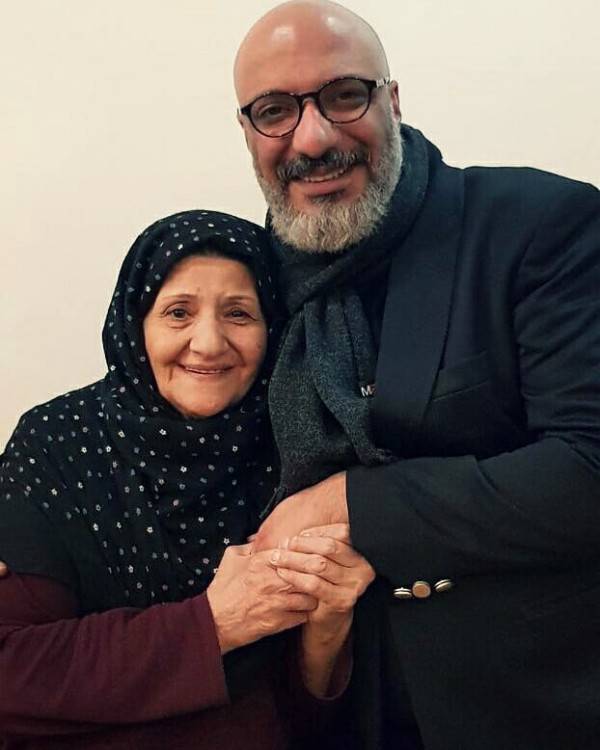 امیر جعفری و مادرش