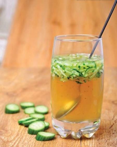 طرز تهیه شربت سکنجبین با نبات
